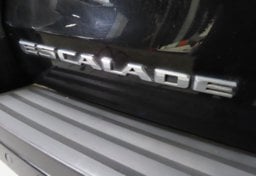 2017 Cadillac Escalade Luxury - Thumbnail 31