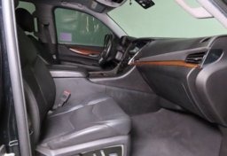 2017 Cadillac Escalade Luxury - Thumbnail 23