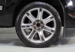2017 Cadillac Escalade Luxury - Thumbnail 21