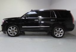 2017 Cadillac Escalade Luxury - Thumbnail 6