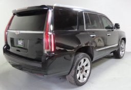 2017 Cadillac Escalade Luxury - Thumbnail 9