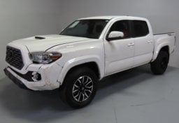 2021 Toyota Tacoma  TRD Sport - Thumbnail 2