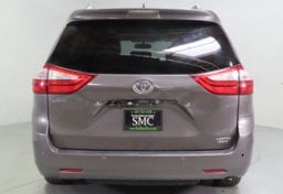 2016 Toyota Sienna AWD Limited - Thumbnail 12