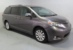 2016 Toyota Sienna AWD Limited - Thumbnail 2