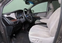2016 Toyota Sienna AWD Limited - Thumbnail 20