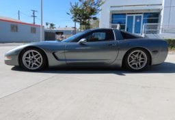 2004 Chevrolet Corvette - Thumbnail 5