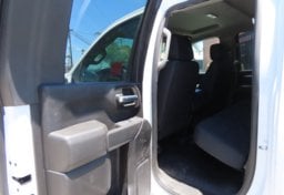 2024 Chevrolet Silverado 2500HD - Thumbnail 31