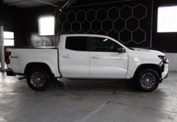 2023 Chevrolet Colorado 4x4 LT - Thumbnail 35