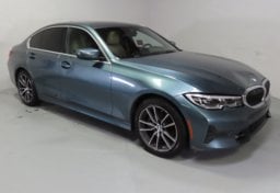 2021 BMW 3 Series 330i - Thumbnail 2