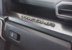 2025 Toyota Tacoma - Thumbnail 35