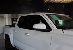 2025 Toyota Tacoma - Thumbnail 13