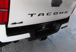 2025 Toyota Tacoma - Thumbnail 27
