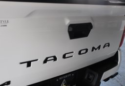 2025 Toyota Tacoma - Thumbnail 28