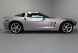2005 Chevrolet Corvette - Thumbnail 5