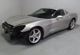 2005 Chevrolet Corvette - Thumbnail 2
