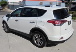 2016 Toyota RAV4 Limited AWD - Thumbnail 10