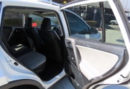 2016 Toyota RAV4 Limited AWD - Thumbnail 24