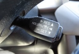 2016 Toyota RAV4 Limited AWD - Thumbnail 35