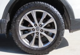2016 Toyota RAV4 Limited AWD - Thumbnail 20