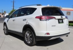 2016 Toyota RAV4 Limited AWD - Thumbnail 8