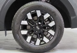 2025 Hyundai SANTA CRUZ SEL Activity - Thumbnail 17