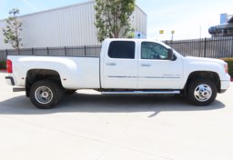 2012 GMC Sierra 3500HD Denali - Thumbnail 9