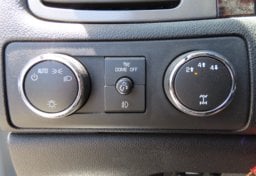 2012 GMC Sierra 3500HD Denali - Thumbnail 21