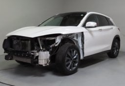 2019 Infiniti QX50 Luxe AWD - Thumbnail 4