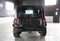 2018 Jeep Wrangler JK Unlimited - Thumbnail 11