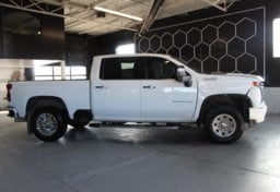 2021 Chevrolet Silverado 3500HD High Country - Thumbnail 11