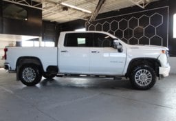 2021 Chevrolet Silverado 3500HD High Country - Thumbnail 9