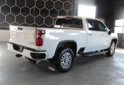 2021 Chevrolet Silverado 3500HD High Country - Thumbnail 5