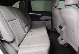 2019 Toyota Highlander XLE - Thumbnail 21