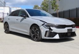 2025 Kia K5 GT-Line - Thumbnail 3