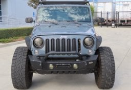 2015 Jeep Wrangler Unlimited Sahara - Thumbnail 11