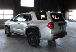 2026 Toyota 4Runner - Thumbnail 6