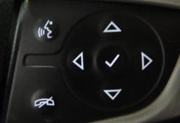 2018 GMC Canyon SLE - Thumbnail 24