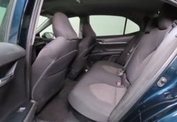 2020 Toyota Camry Hybrid LE - Thumbnail 16