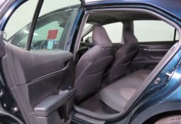 2020 Toyota Camry Hybrid LE - Thumbnail 24