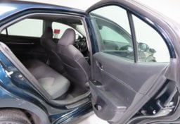 2020 Toyota Camry Hybrid LE - Thumbnail 20