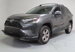 2023 Toyota RAV4 XLE - Thumbnail 3