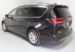 2022 Chrysler Pacifica Touring L - Thumbnail 9