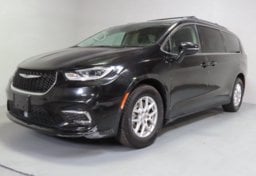 2022 Chrysler Pacifica Touring L - Thumbnail 3
