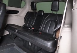 2022 Chrysler Pacifica Touring L - Thumbnail 16