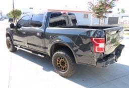 2016 Ford F-150 XLT - Thumbnail 9