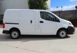 2018 Nissan NV200 S - Thumbnail 6