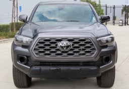 2023 Toyota Tacoma TRD Off-Road - Thumbnail 11