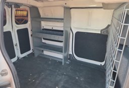 2017 Nissan NV200 - Thumbnail 10