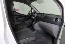 2017 Nissan NV200 SV - Thumbnail 21