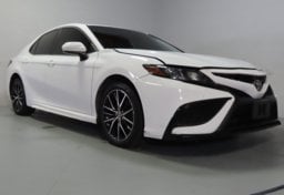 2021 Toyota Camry SE - Thumbnail 3